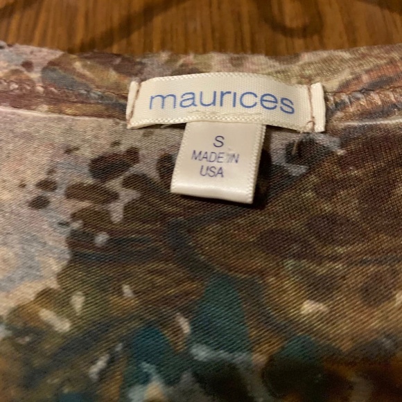 Maurices Shirt - Picture 3 of 4